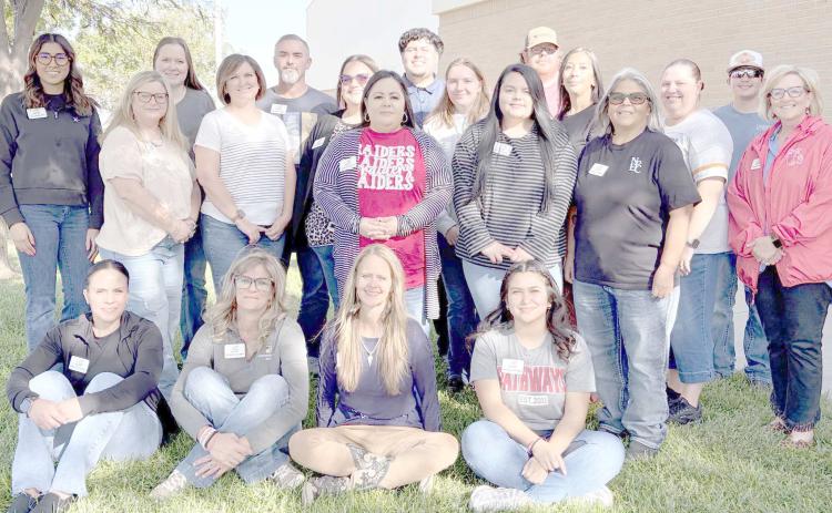 LEADERSHIP PERRYTON CLASS XXV— The 21 members of the Leadership Perryton Class XXV are, seated from left, Leticia Gutierrez, Tiffany Dziubian, Janelle Whitehead and Yadira Ontiveros; second row, Rhonda Murry, Dana Oquin, Yazmin Montes, Cory Estrada and Angela Godino; and third row, Yoli Hernandez, Corina Severn, Brandt Oquin, Sarah Tibbetts, Orlando Perez, Paige Richardson, Resell Crain, Erica Sigala, DeLayne Lozar, Hayden Trejo and Brandy Tirey. Not pictured is Alexia Lilly.