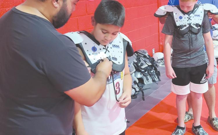 FOOTBALL FITTING